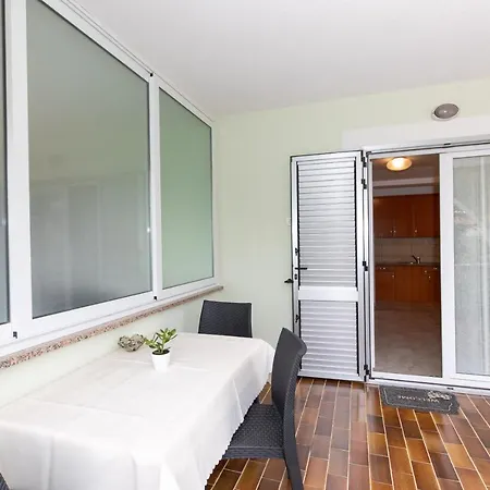Justic Apartment